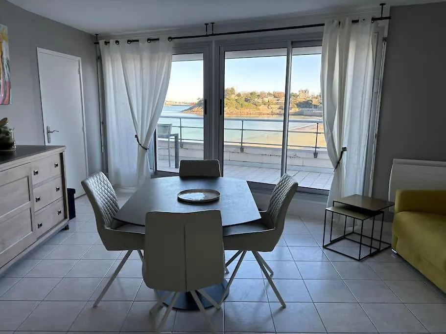 Appartement Bord De La Plage Dinard France