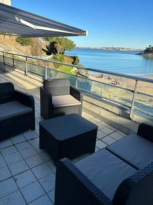 Apartment Appartement Bord De La Plage Dinard
